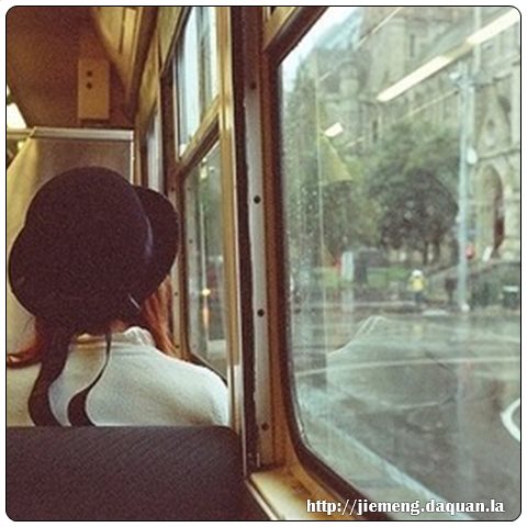 梦见跳下很陡台阶